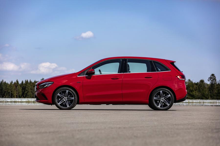  Mercedes-Benz B250 e (W247) 2019 года  (WW) (фото 2 из 24)